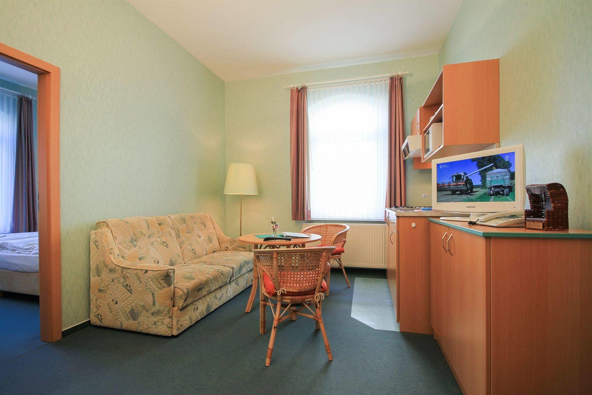 Appartementhaus Zum Strandkorb Ostseebad Kühlungsborn Eksteriør billede
