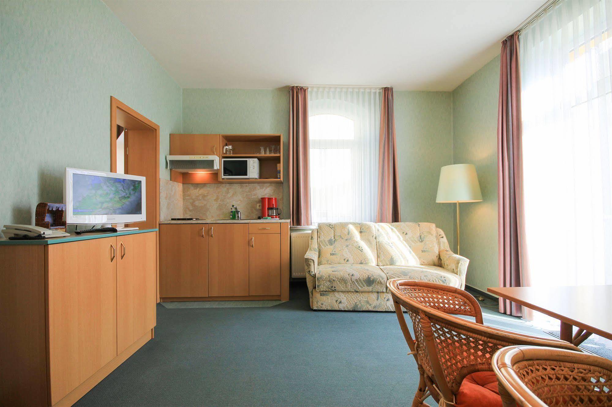 Appartementhaus Zum Strandkorb Ostseebad Kühlungsborn Eksteriør billede